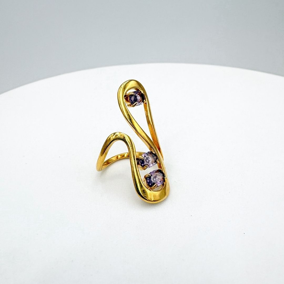 ANILLO DE ACERO CON CRISTALES EN LILA TALLA 6 AN3975G37