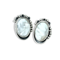 Aretes perla cultivada plana