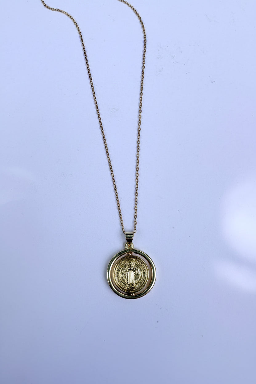 Collar San Benito dorado CO1976G107