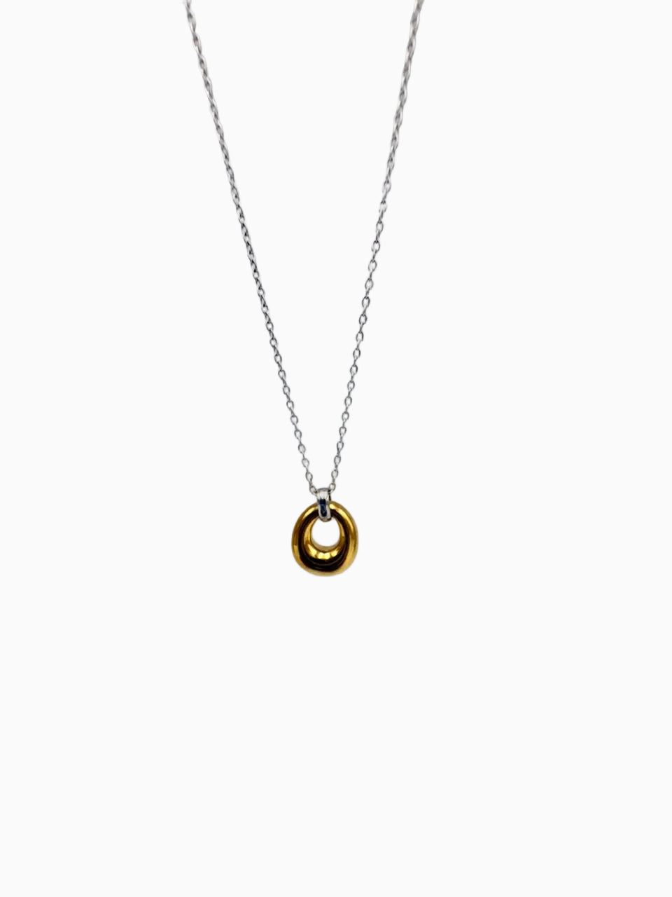 Collar plateado con dije dorado CO1984G51